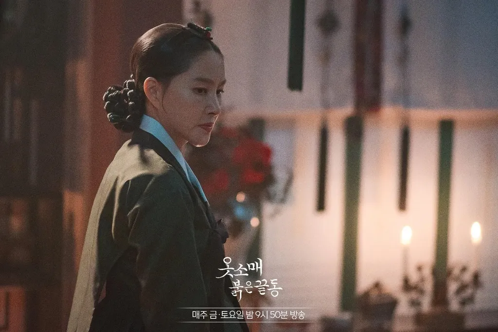 Head of Dayang Cho - Park Ji Young