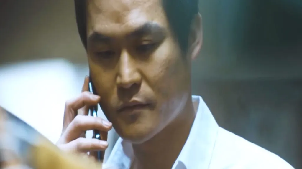 Lee Gwang-jo trong vai Kim Sung Kyun