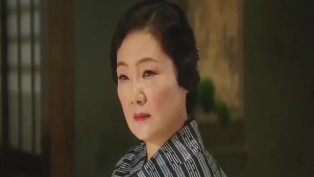 Sasaki (Kim Hae Sook)