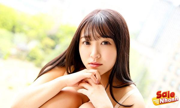 Diễn viên Hana Himesaki