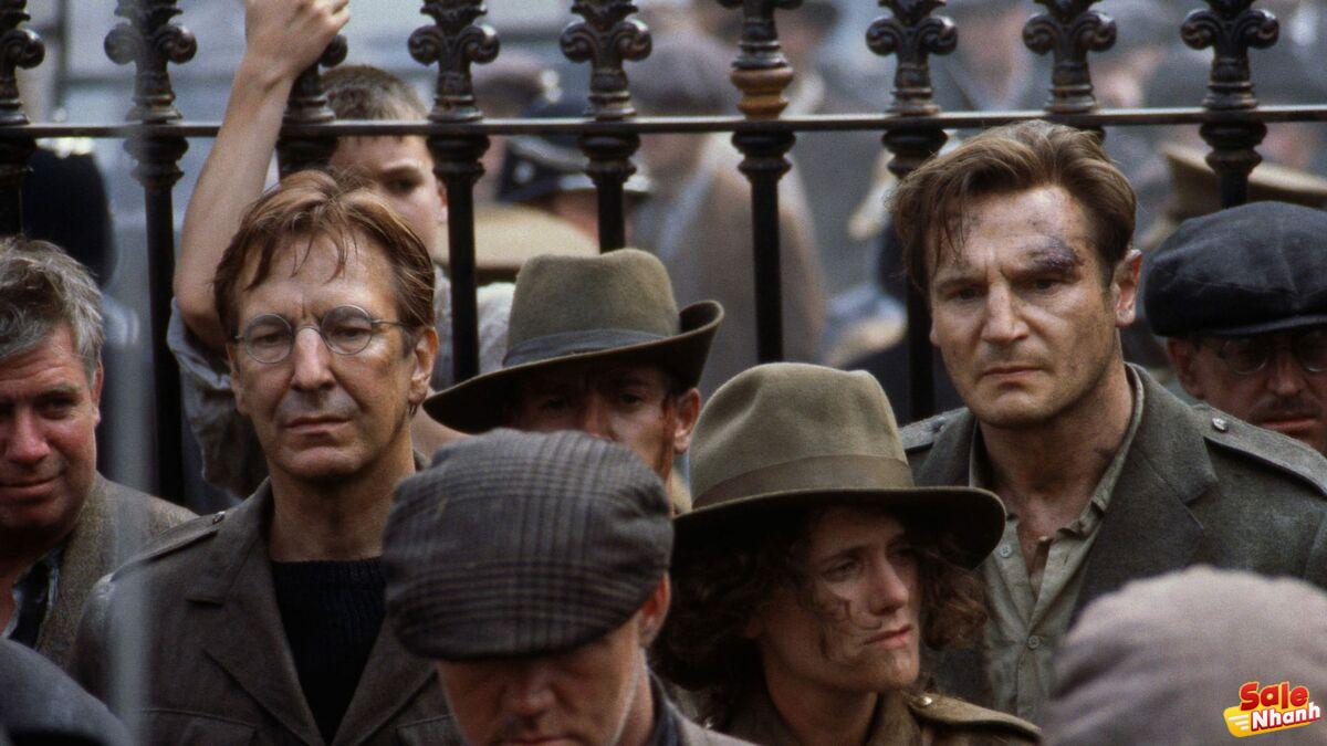 Michael Collins (1996) directed by Neil Jordan • Reviews, film + cast • Letterboxd