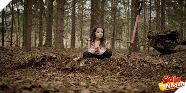 Murder Manual: Phim kinh dị của "Mẹ Rồng" Emilia Clarke tung trailer