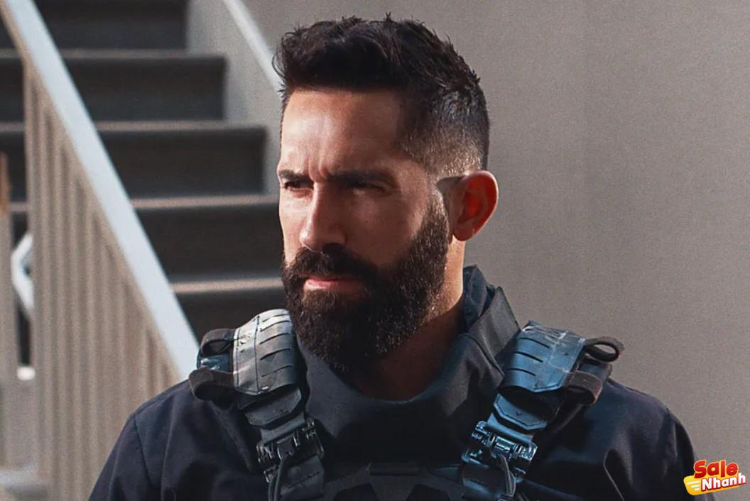 Scott Adkins